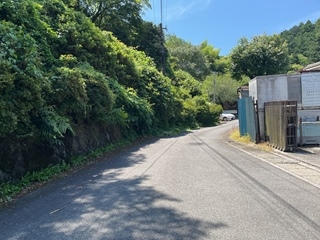 北側前面道路
