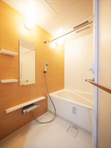 １４１８サイズ、エコベンチ浴槽、浴室換気暖房乾燥機、キレイドア