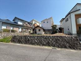 愛知県日進市岩崎台１丁目の外観