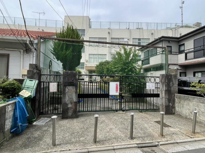 荒川区立赤土小学校