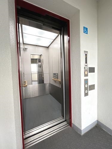 エレベーター