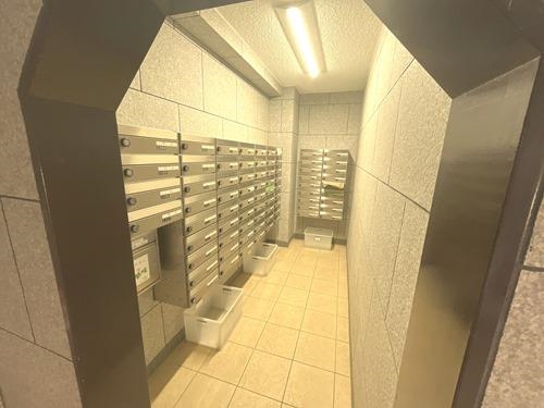 ポスト
