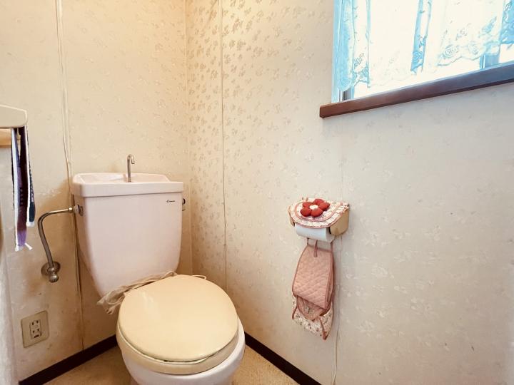 2階トイレです。