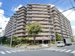 フォルスコート川口上青木の外観