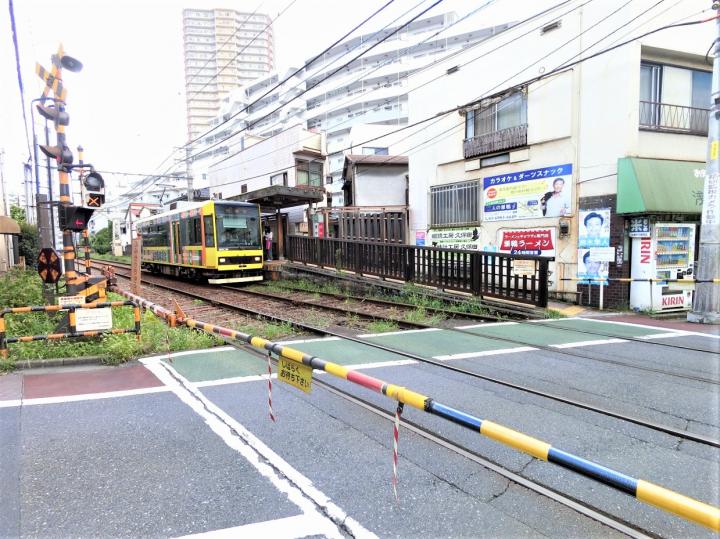 都電荒川線【庚申塚駅】徒歩３分（約２２０m）