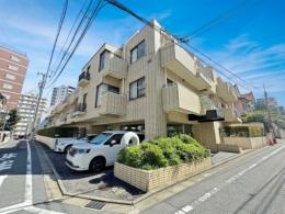コスモ市ヶ谷の外観