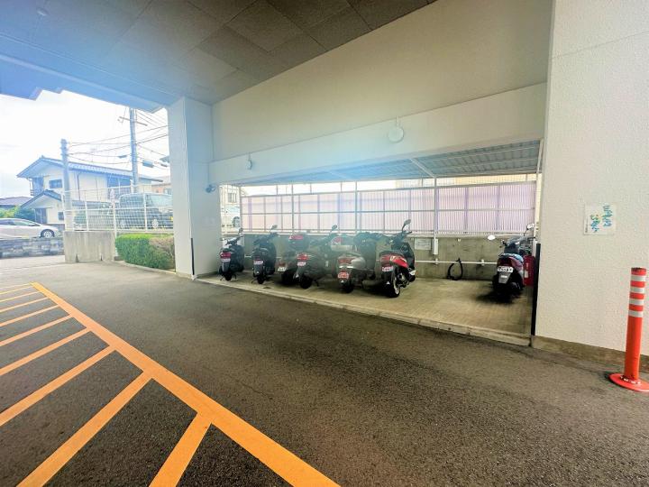 バイク置き場です。