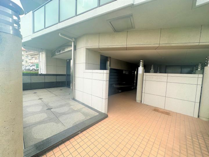 エントランス入り口部分です。