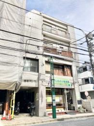 調布パレスの外観