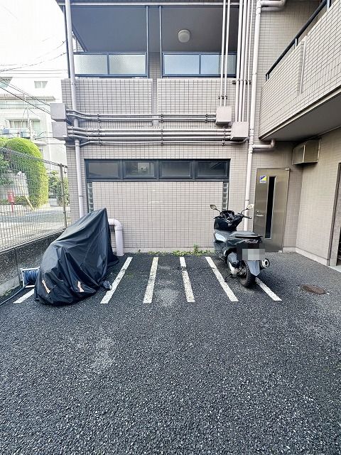 バイク置き場