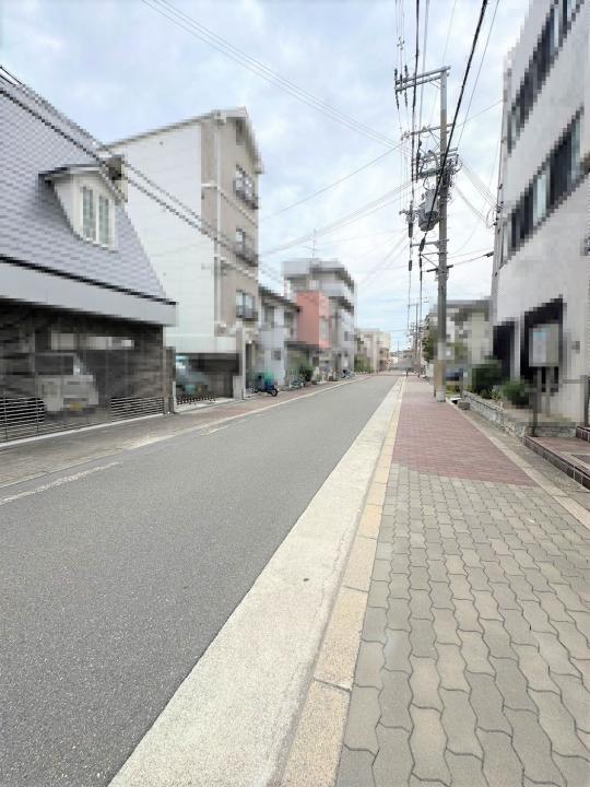 前面道路幅員約８ｍ