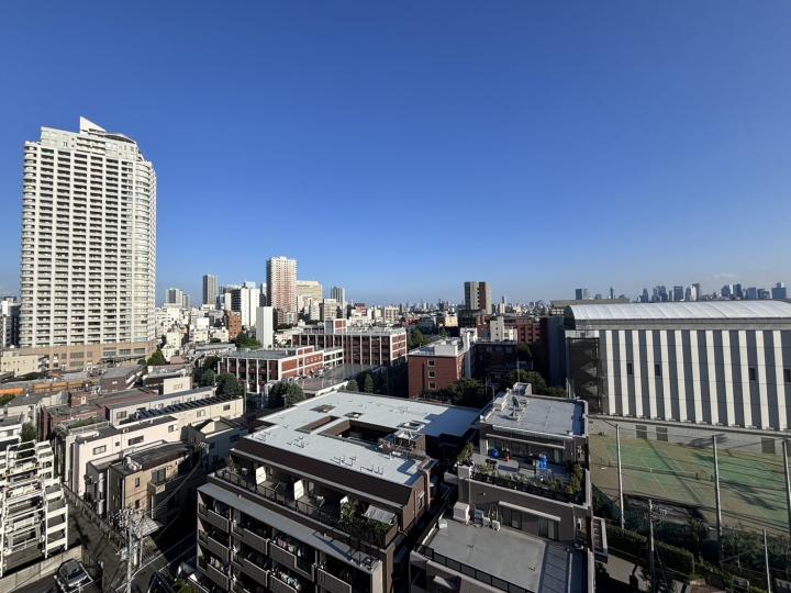 池袋駅西口方面の眺望