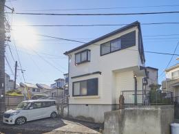 藤沢市高倉　中古戸建の外観