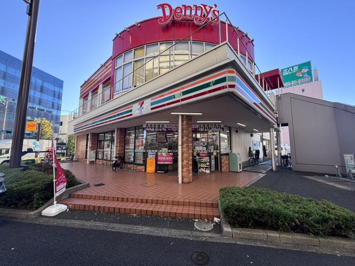 セブンイレブン江東枝川２丁目店まで１８５ｍ