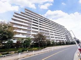プレミストひばりが丘の外観