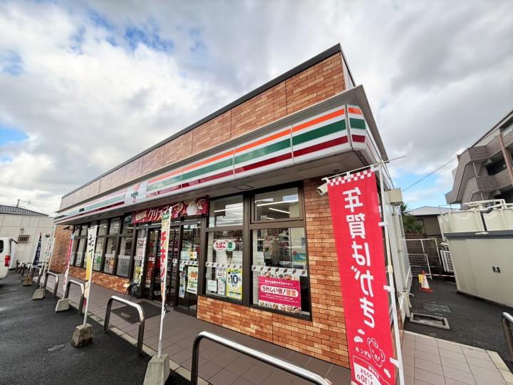 セブンイレブン福岡　石丸３丁目店