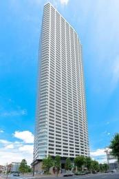 ザ・パークハウス西新宿タワー60の外観