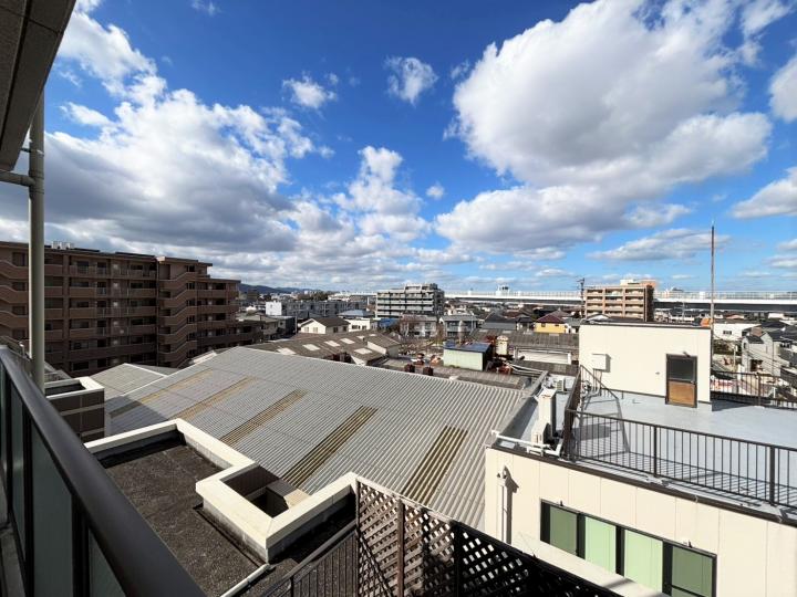 北西側バルコニーからの眺望。