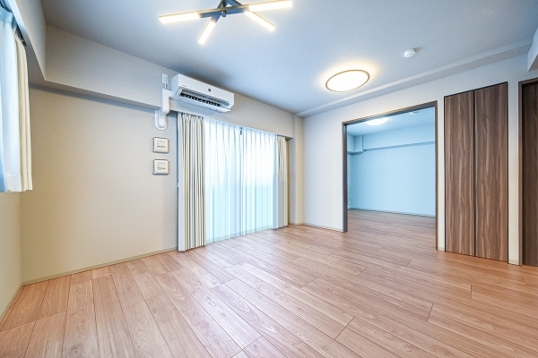 リビングには足元からお部屋全体を温める床暖房がございます（CGで作成されたイメージ画像です）