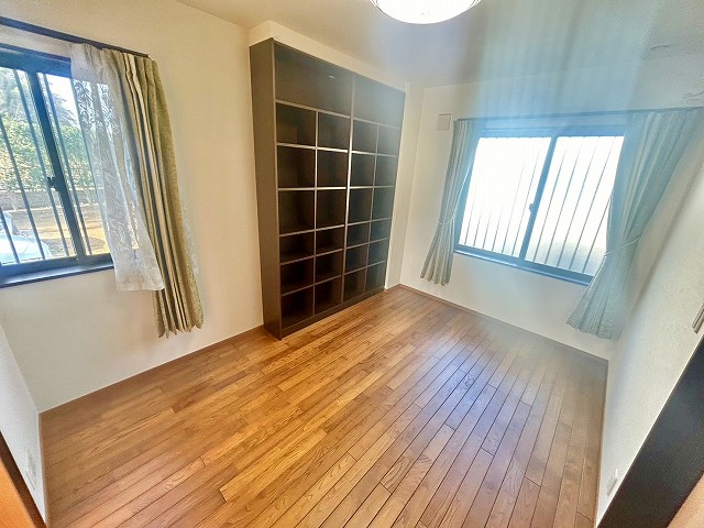 1階　洋室6帖/2面彩光
