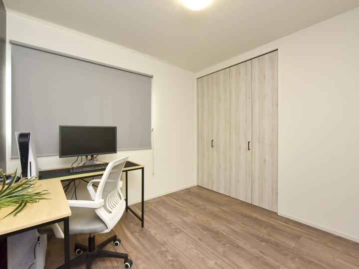 3階洋室です。各部屋収納有のため、部屋を広々利用できます。