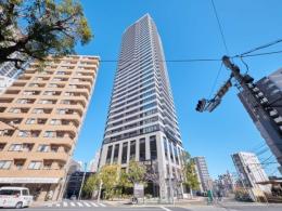 プラウドタワー東池袋ステーションアリーナの外観