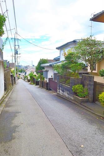 【現地前面道路２０２４年１０月撮影】