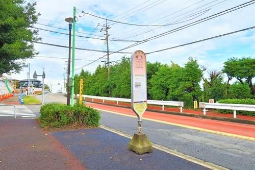 バス停　種入まで徒歩７分