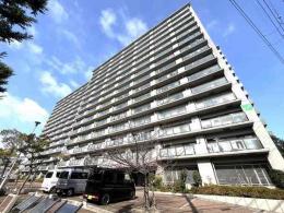 ファミールハイツ堺　II番館の外観