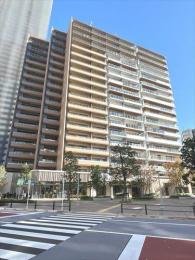 ＨＡＲＵＭＩ　ＦＬＡＧ　ＰＡＲＫ　ＶＩＬＬＡＧＥの外観
