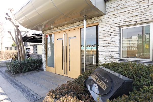 マンションエントランス