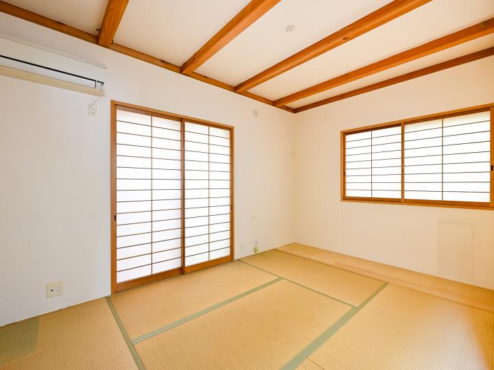 納戸（和室）約７．０７帖、床の間有り