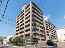 サーパス竹下東の外観