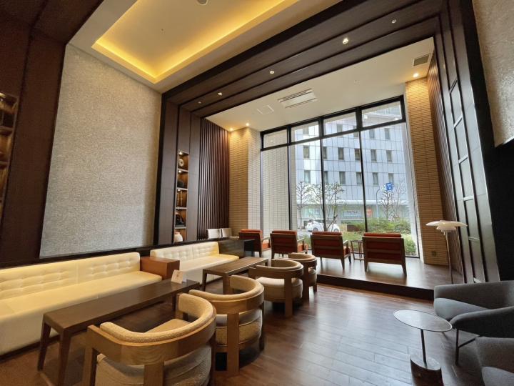 ■多様な共用施設・サービスございます（ゲストルーム・カフェラウンジ等）