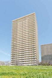 ザ・リバープレイスウエストタワーの外観