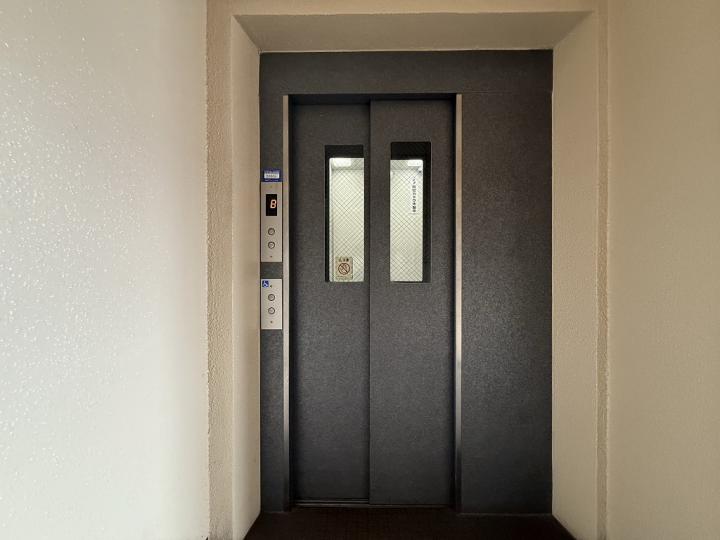 エレベーター
