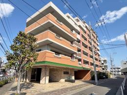 ライオンズマンション五反野ソレイルコートの外観