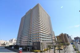 東京マスタープレイスの外観