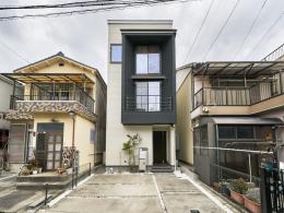 名古屋市中川区十番町１丁目中古戸建の外観