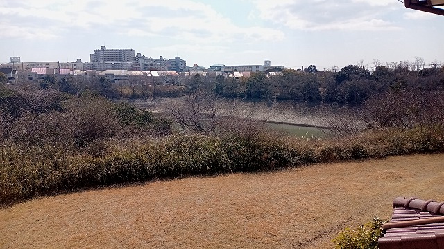 南東側調整池