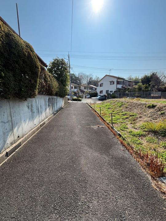 南東側遊歩道