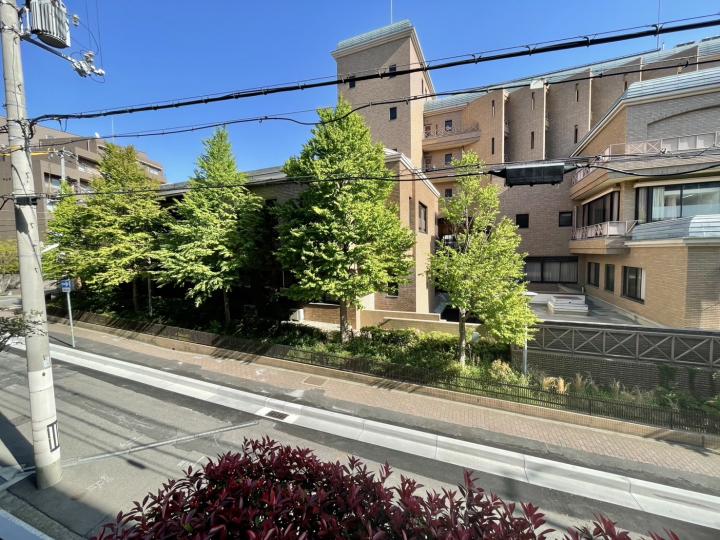 ■南向きバルコニー