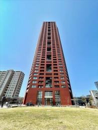 アイタワーの外観