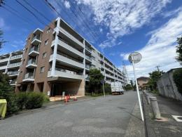 アクエージュ多摩川の外観