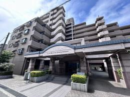 ライオンズマンション住吉川の外観