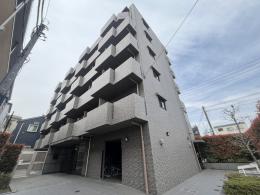 ルーブル溝の口参番館の外観