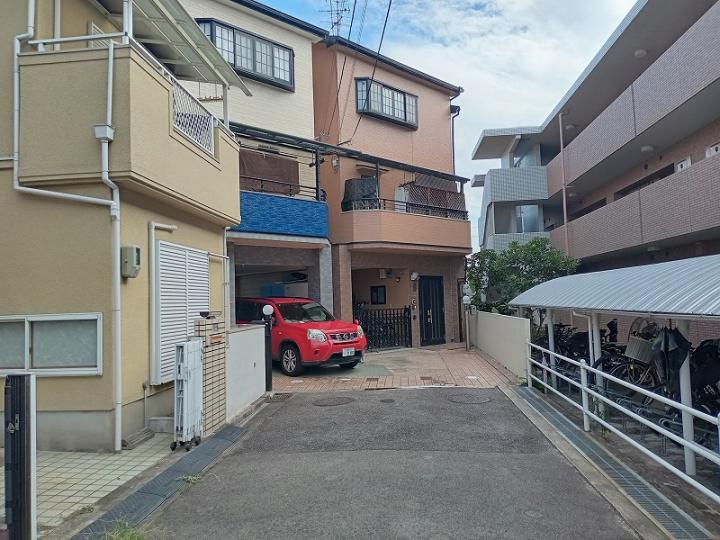 前面道路幅員約４．７ｍ