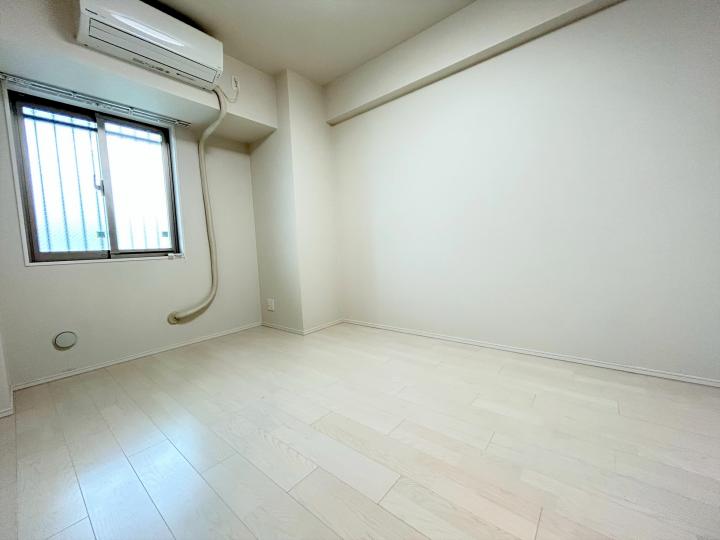 洋室約6.1帖のお部屋です。