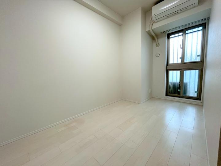 洋室約5.1帖のお部屋です。