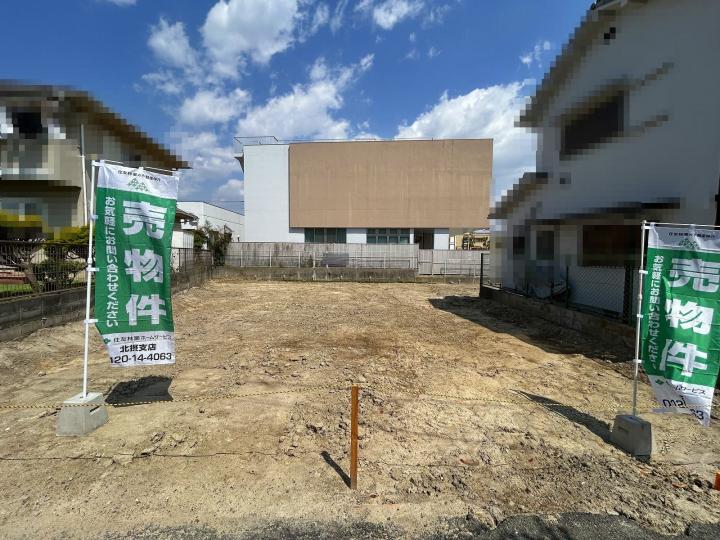 道路との高低差の無い敷地です！